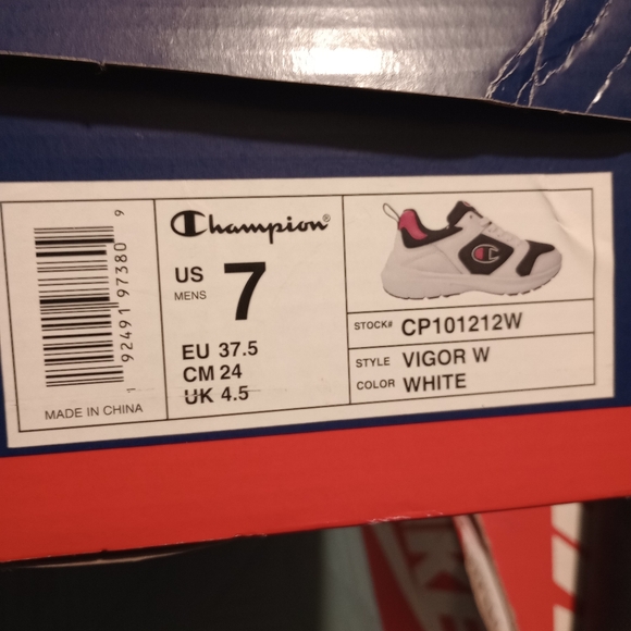New in Box Champion Vigor Women's size 7 Tennis Shoes Sneakers - Picture 3 of 3